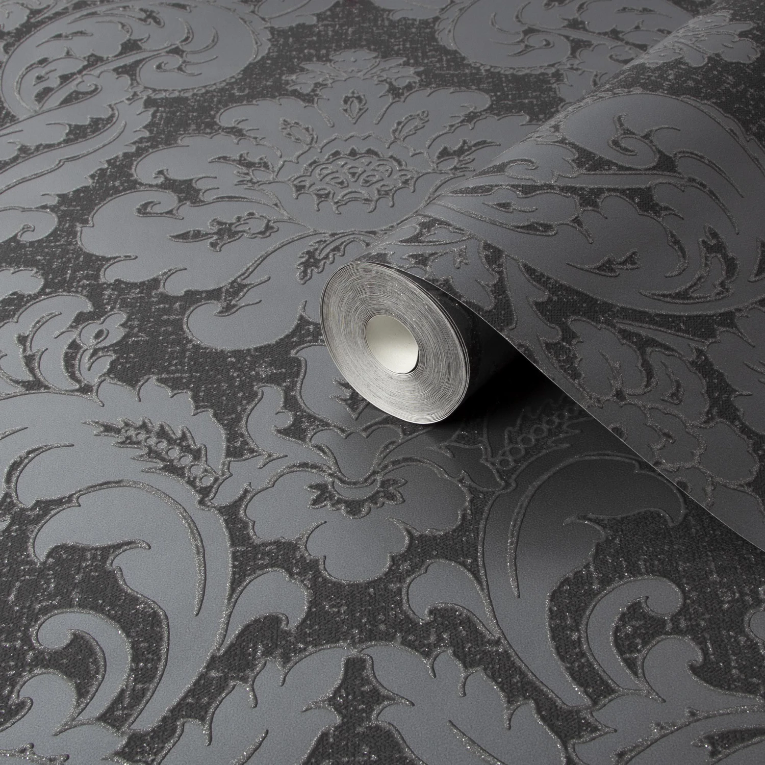 GoodHome Chalfont Charcoal Damask Glitter effect Textured Wallpaper GoodHome Chalfont Charcoal Damask Glitter Effect Textured Wallpaper -trade point store goodhome chalfont charcoal damask glitter effect textured wallpaper5059340410708 01c