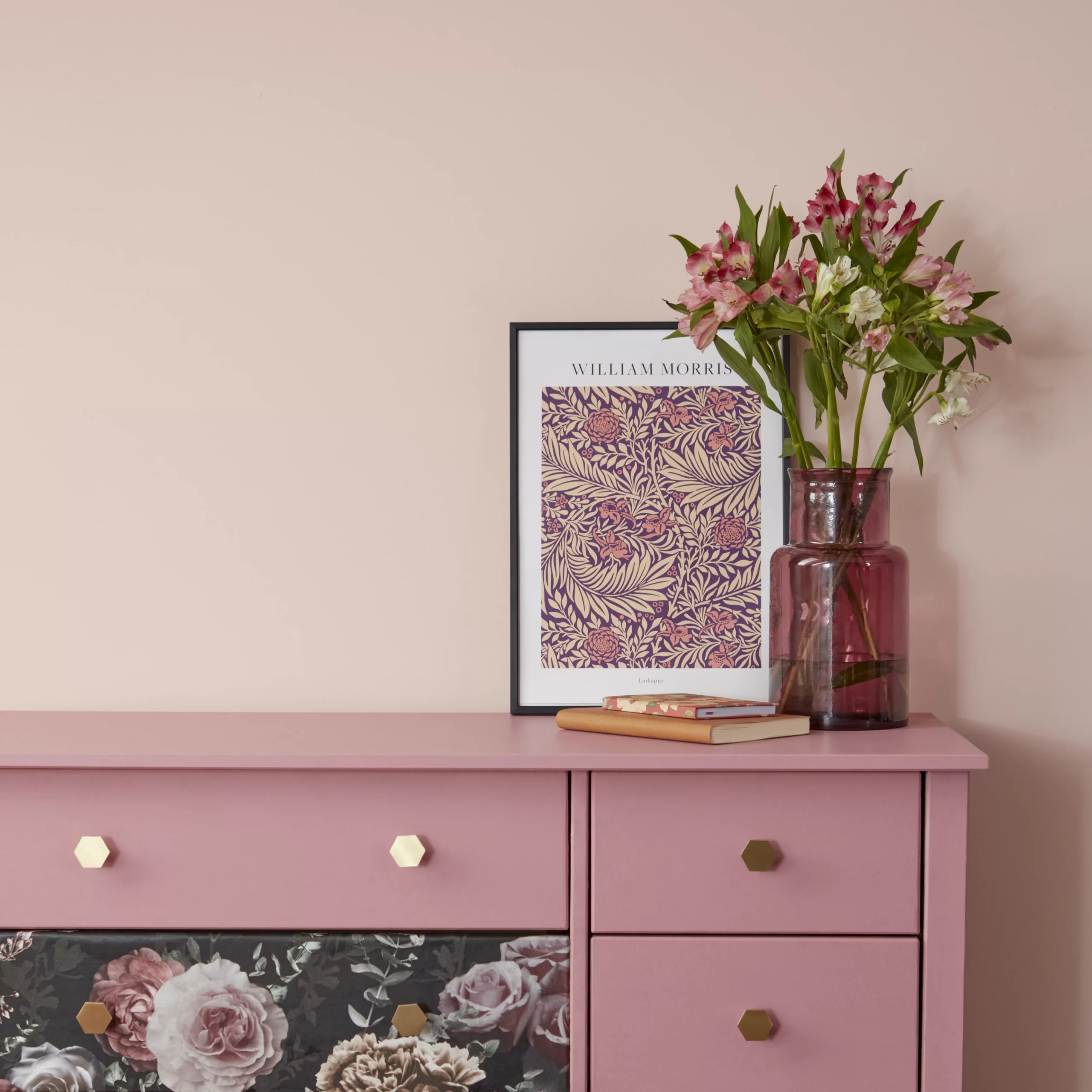 GoodHome Walls & ceilings Isumi Matt Emulsion paint, 2.5L GoodHome Walls & Ceilings Isumi Matt Emulsion Paint, 2.5L -trade point store goodhome walls ceilings isumi matt emulsion paint 2 5l5059340272610 02i scaled